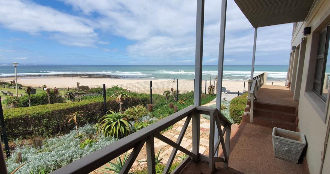 On the Beach pensión Jeffreys Bay Exterior foto