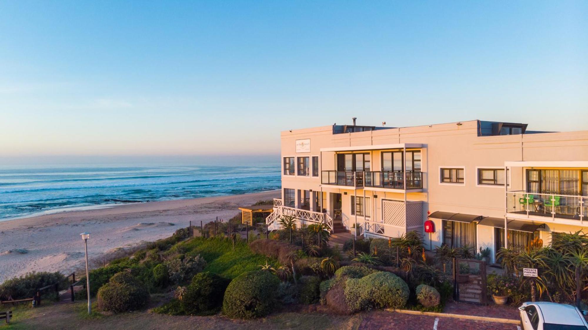 On the Beach pensión Jeffreys Bay Exterior foto